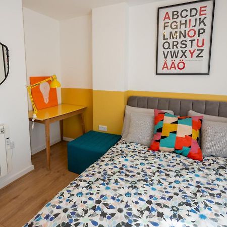 Pass The Keys Modern Stylish Apartment With Parking Bornemouth Extérieur photo