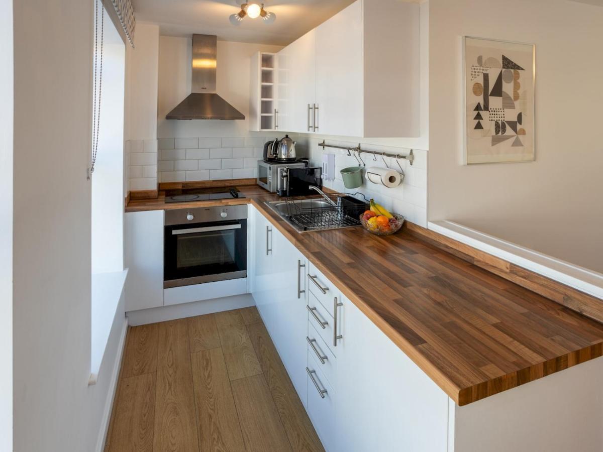 Pass The Keys Modern Stylish Apartment With Parking Bornemouth Extérieur photo